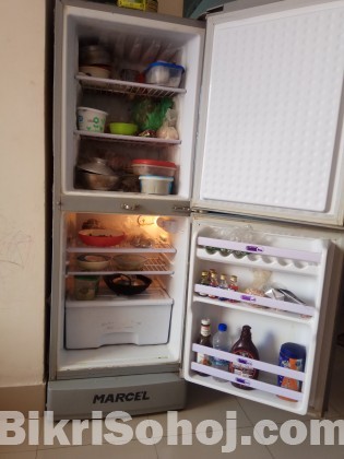 ফ্রিজ fridge
